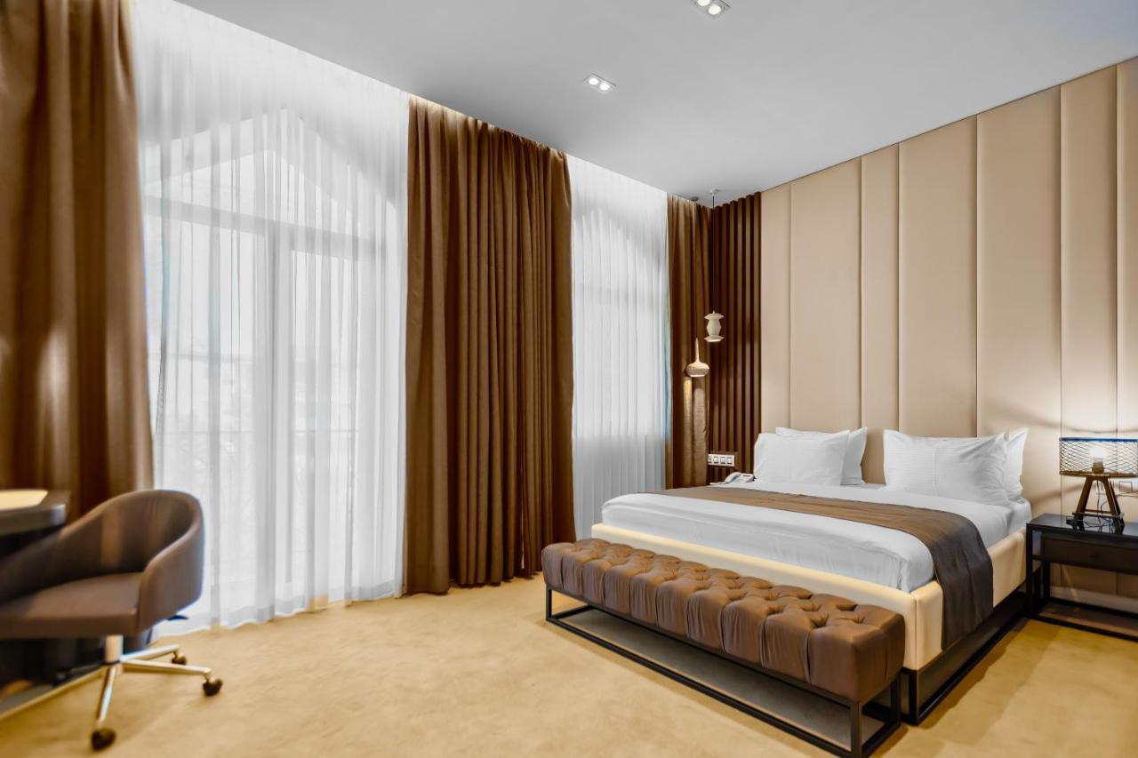 Ivy Garden Hotel Baku Exterior photo A bedroom